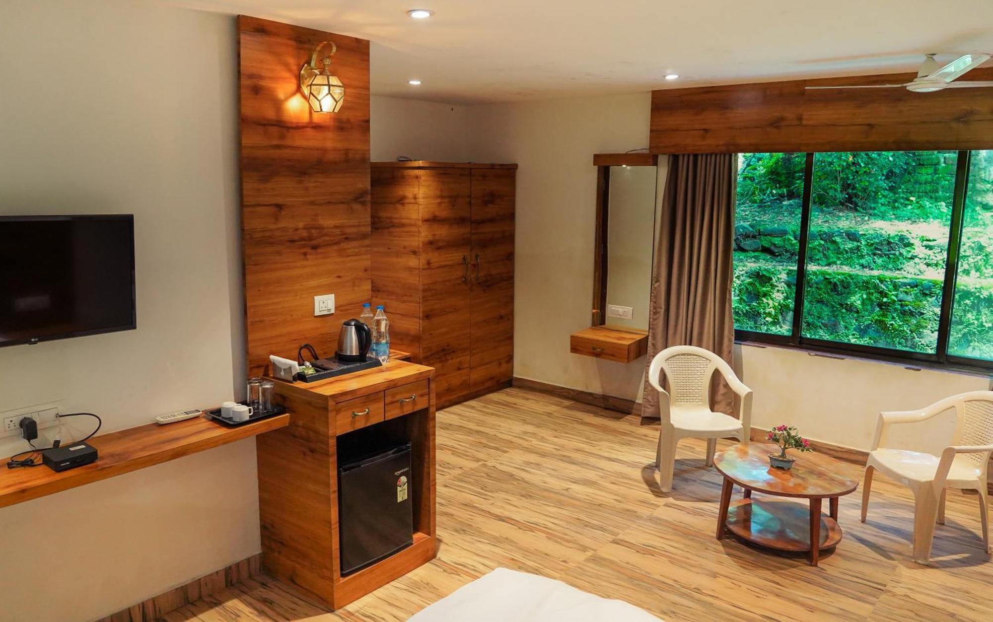 Whispering Peepul Resort Badlapur Ngoại thất bức ảnh